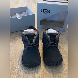 UGG baby Neumel boots (size 2-3: 6-12M) worn once for pictures. Grey.